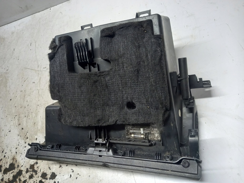 фото №3, Бардачок пасажира mercedes-benz w169