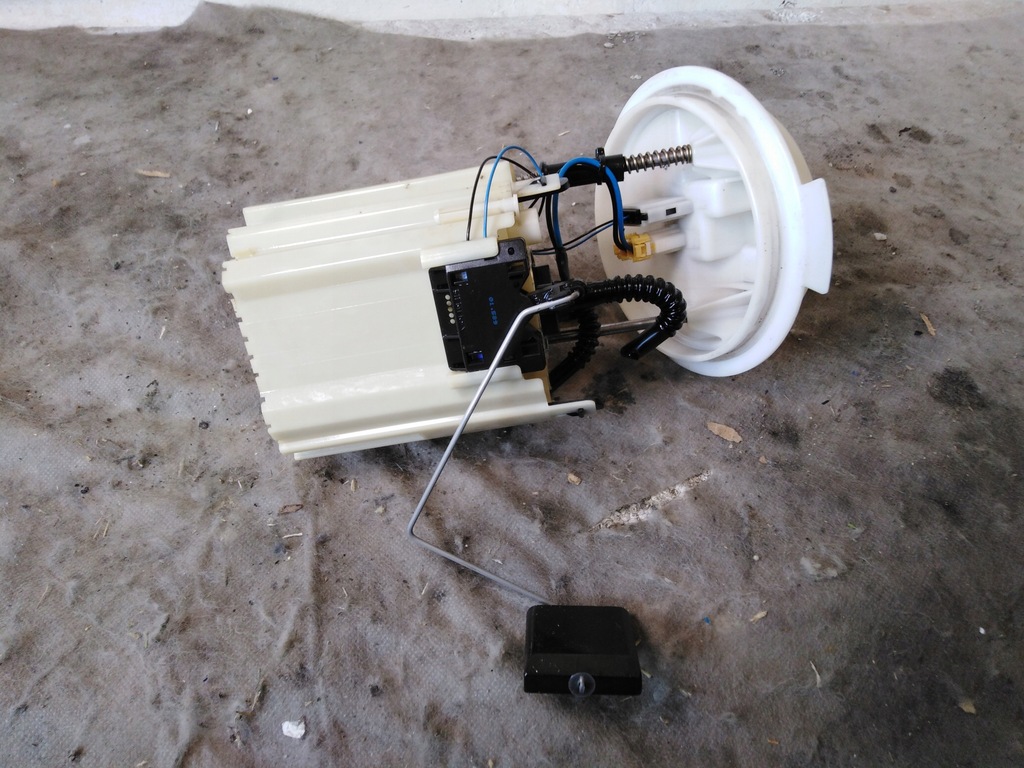 фото №8, Mercedes c klasa w204 2,2 cdi насос топлива 07r eur