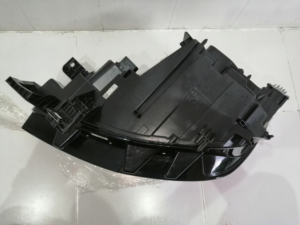 фото №14, Лампа права передня перед vw id.4 id.5 hal 8178