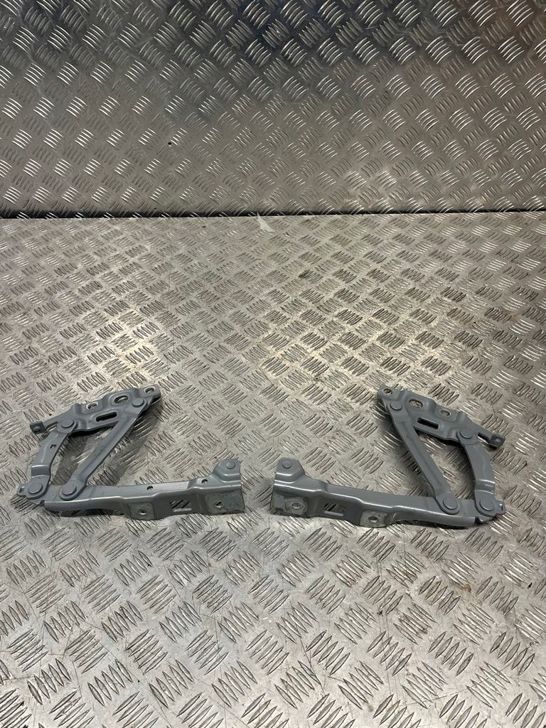 фото №1, Петлі капот volvo ex30 p/l 80009027/28