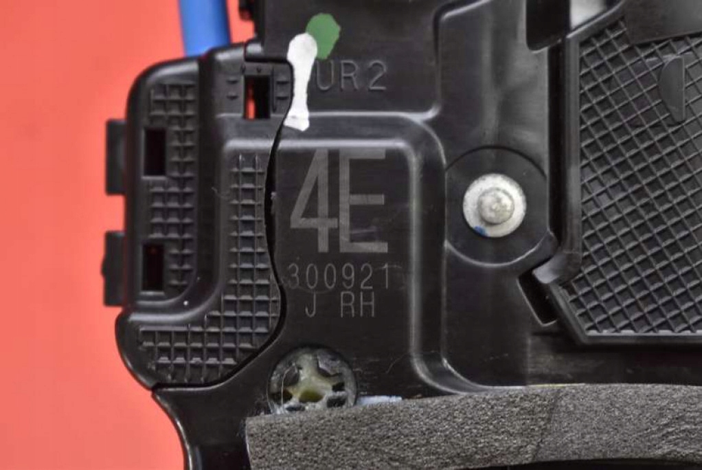 фото №7, Замок дверь правый задняя задний toyota corolla e21 sedan 19-