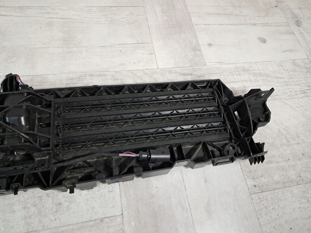 фото №6, Audi a4 b9 a5 8w lift шторка жалюзі повітропровід повітря 8w0807663