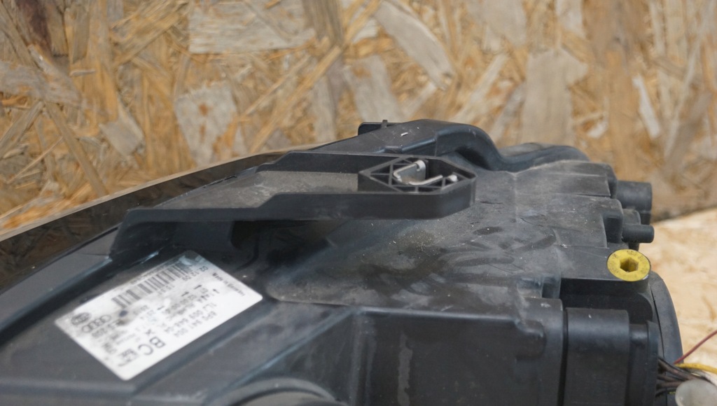 фото №9, Лампа правый перед audi a3 8p lift 2008-