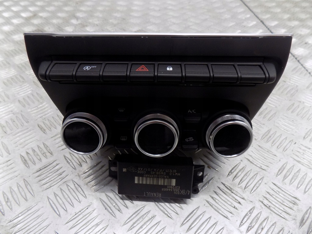 фото №1, Renault clio v панель перемикач кондиціонера