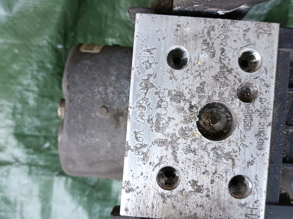 фото №14, Smart fortwo 450 0.6 0006647v003 насос блок керування abs