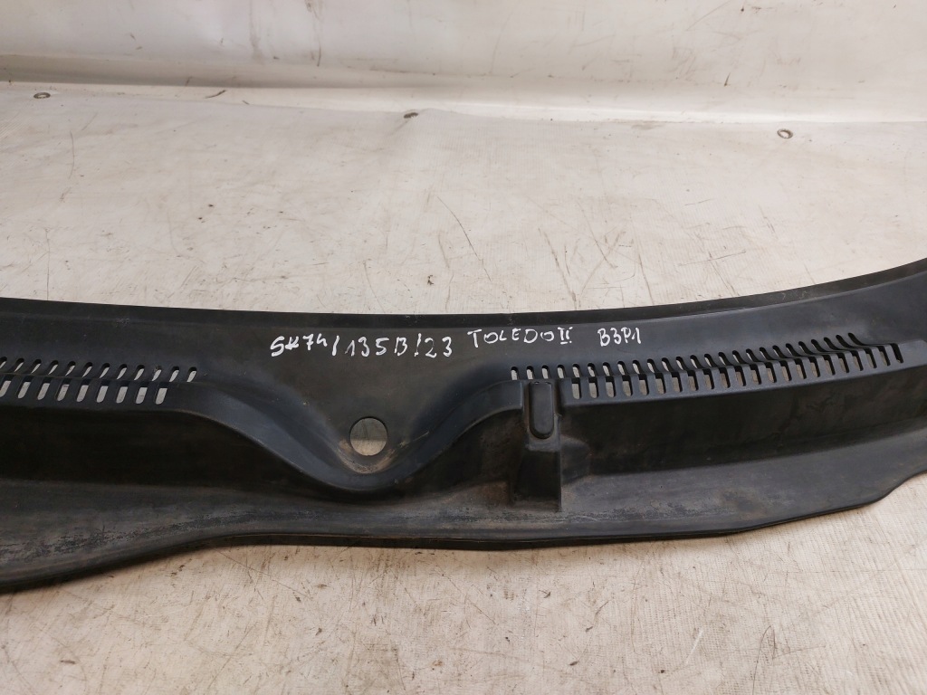 фото №3, Жабо seat toledo ii