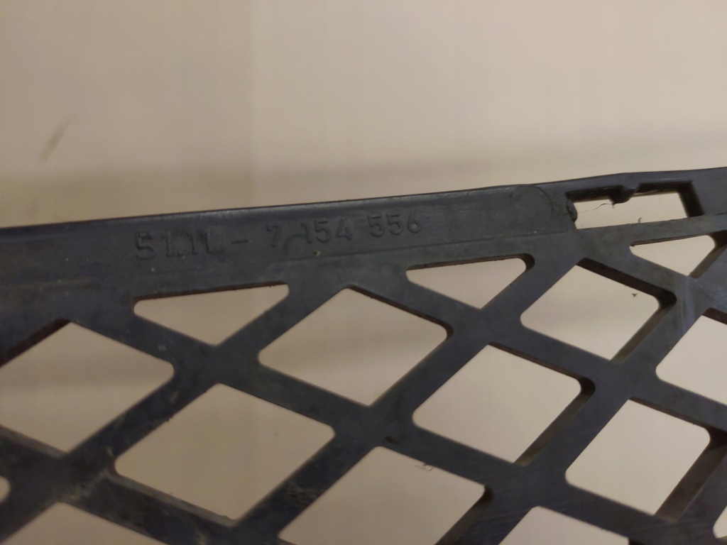 фото №7, Решётка средняя бампер перед bmw 3 e90 e91 04-08