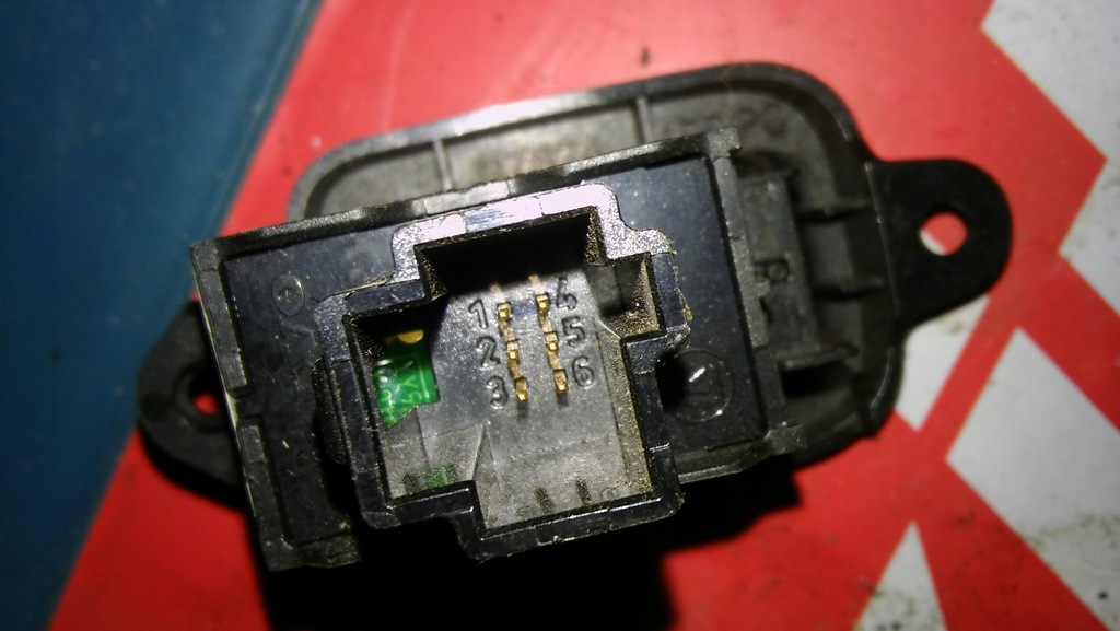 фото №9, Панель управление окон зеркал volvo v50 s40 c30