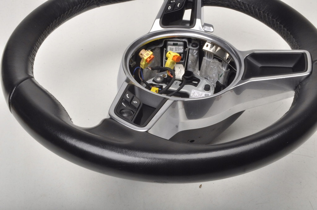 фото №11, Porsche macan воздуховод кожаный 95b419091aj