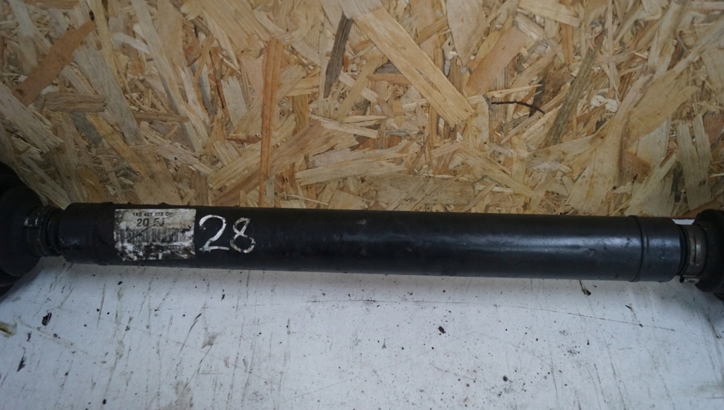 Приводной вал правый  перед vw 1k0407272qf в Украине