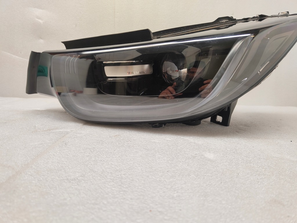 фото №1, Bmw i3 адаптивний led лампа лівий перед 90118323, 7472185