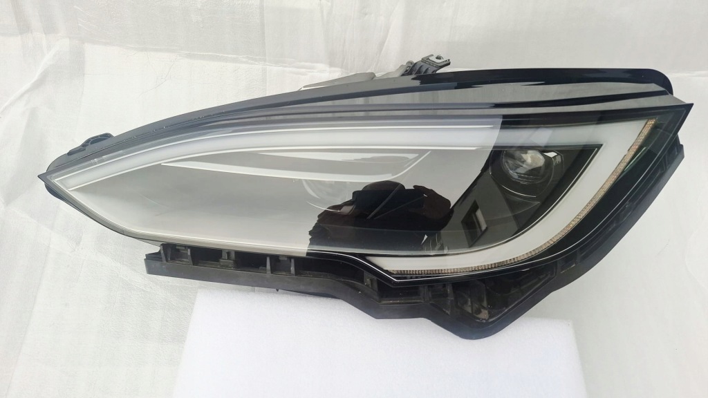 Купить Tesla model s-plaid palladium лампа левая full led eu