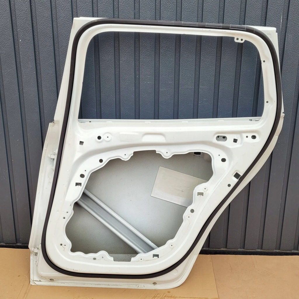 фото №7, Volvo v60 ii 17- дверь задняя правый задние правое