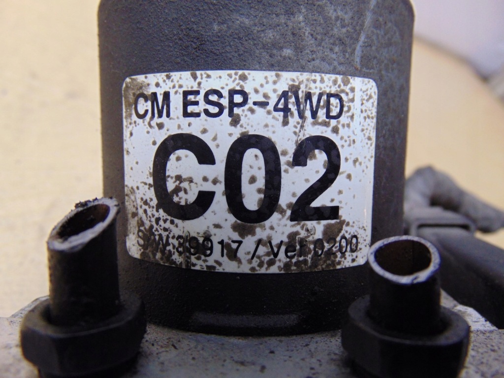 Насос abs блок управления hyundai santa 2 2.2d 58910-2b850 в Украине