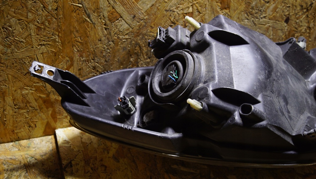 фото №9, Лампа правий перед nissan note e11