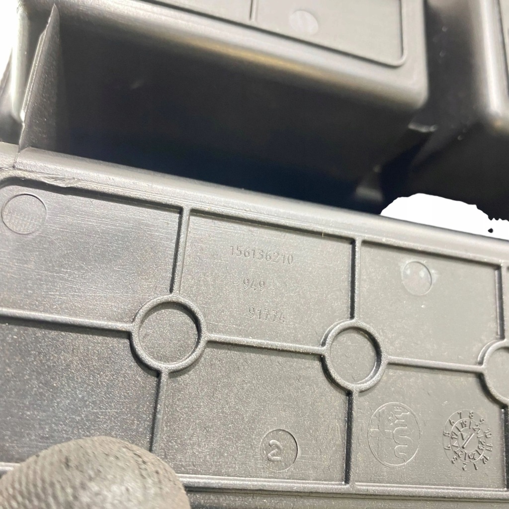 фото №8, Alfa romeo stelvio 2019 главный бардачок туннель среднего