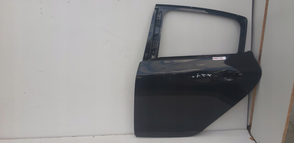 фото №1, Peugeot 208 дверь задние левая задняя