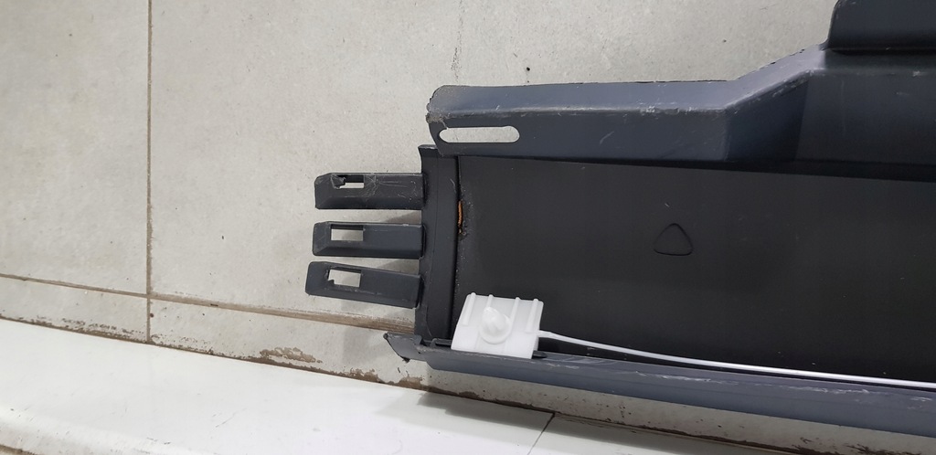 фото №10, Vw passat b7 10- молдинг поріг права 3aa853092c