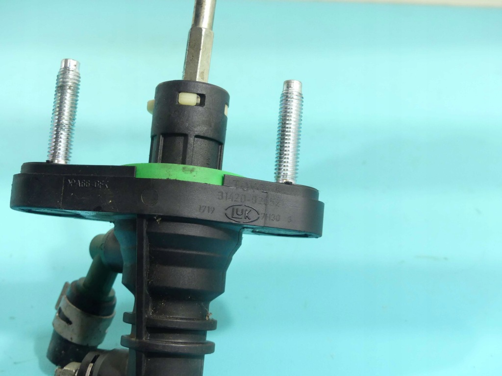 фото №3, Помпа сцепления toyota auris ii 1,6 d4d