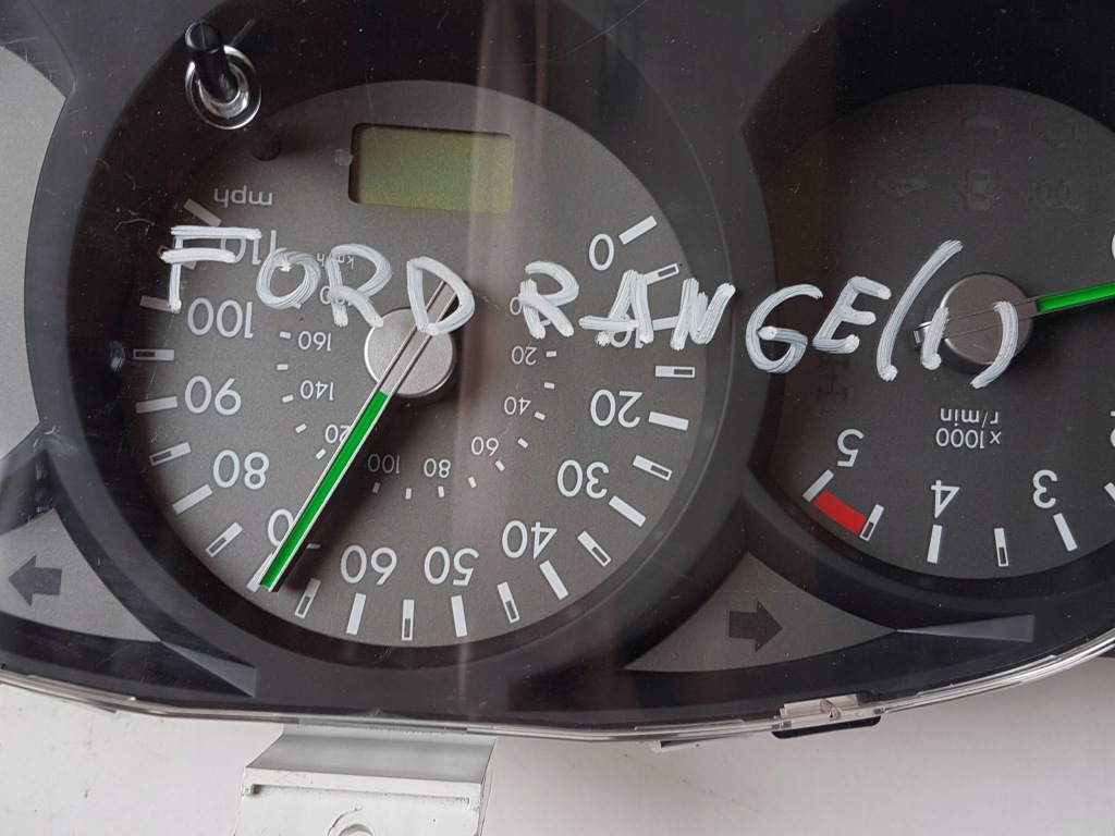 2007 ford ranger панель ur7155430a Оригинал