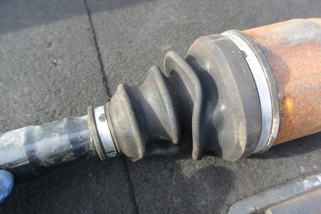 фото №12, Привідний вал задня права ліва tesla model s p85 12-16