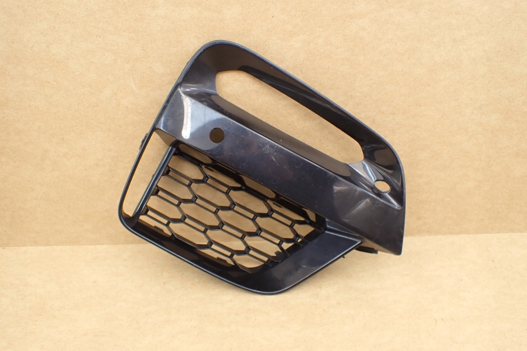 Решітка бампера передня перед права bmw x3 g01 139605-14 Доставка