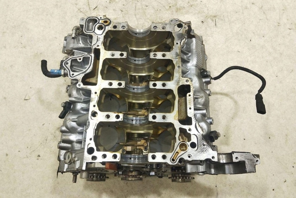 фото №8, Блок двигателя audi a8 4h_ ctg бензиновый 320kw 2014