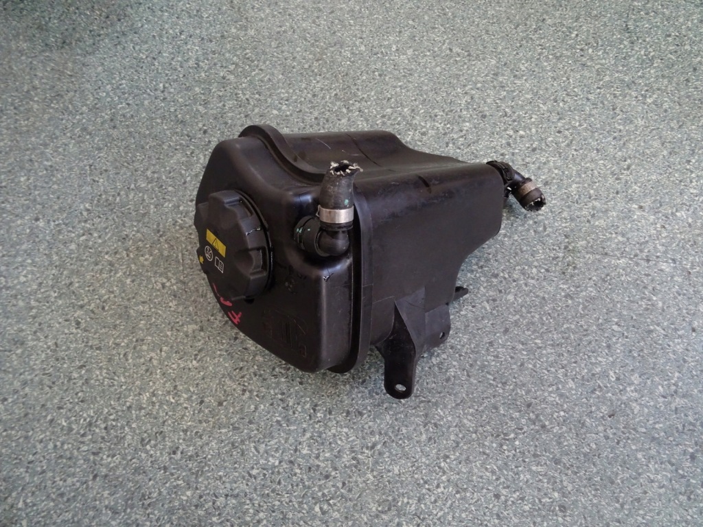 фото №1, Bmw x5 f15 бак расширительный 7647290