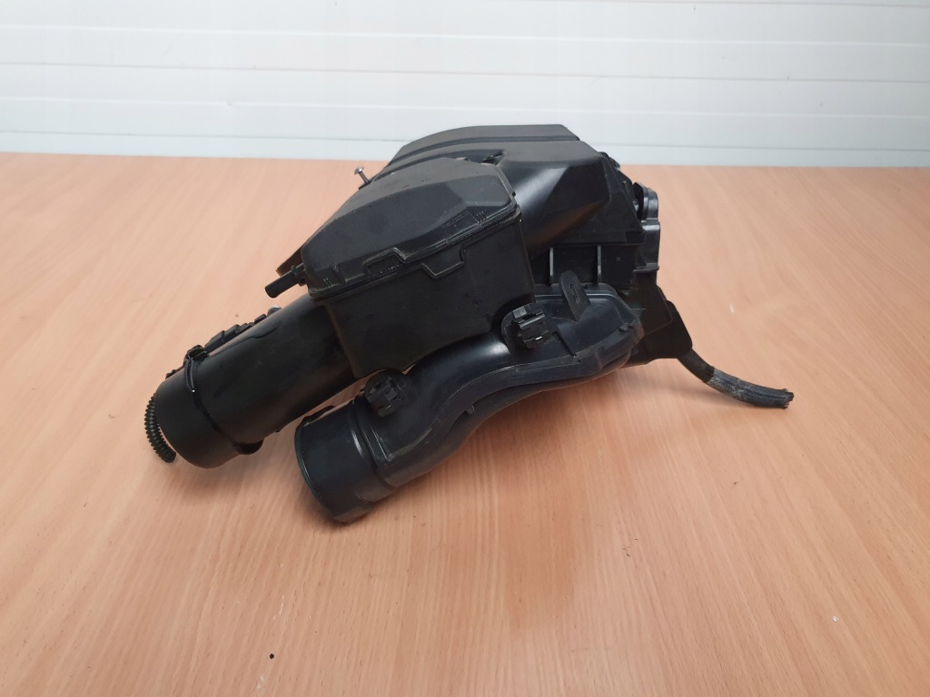 фото №9, Фильтр воздуха впуск труба citroen c3 iii aircross 1.5 blue hdi 9828002080