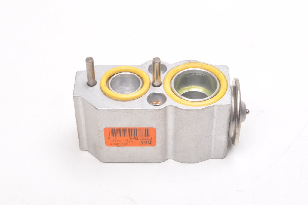 фото №1, Volvo s60 iii v60 ii xc60 ii s90 ii клапан расширительный кондиционера 32260834