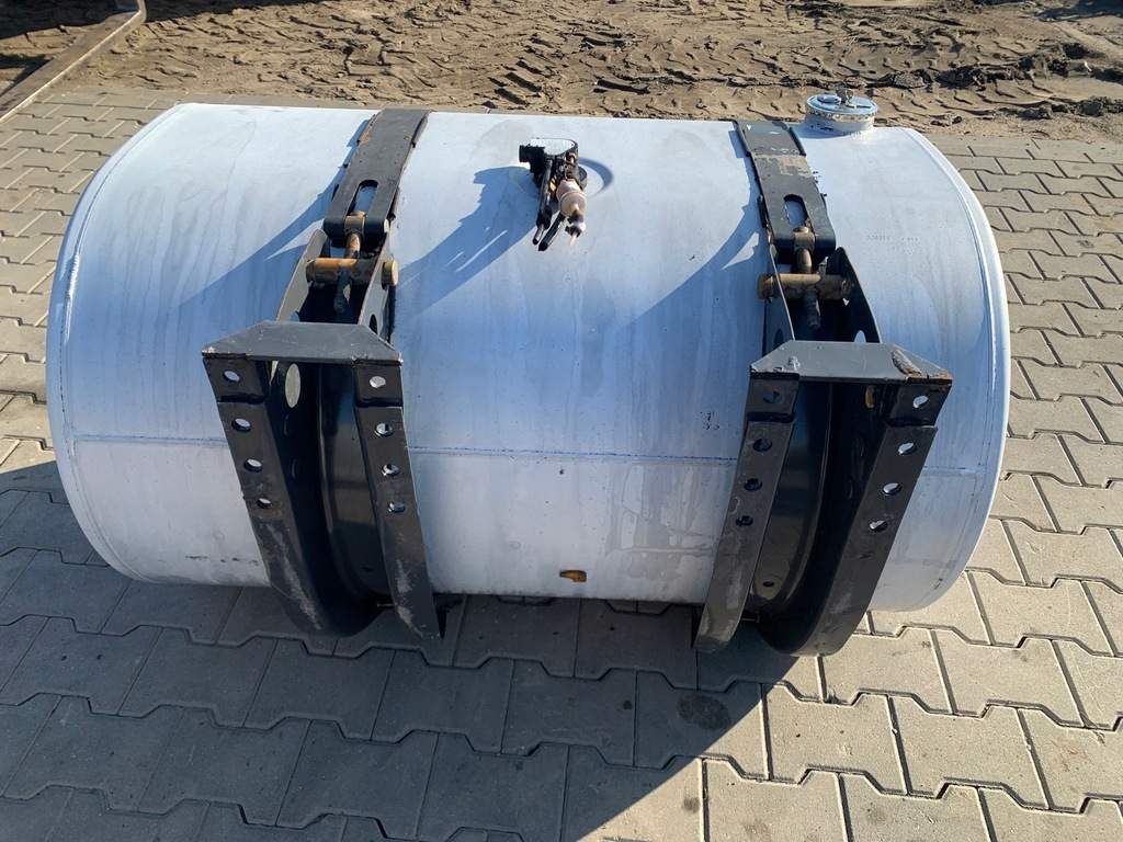 фото №4, Бак пального renault dxi volvo fh fm 120x70x70