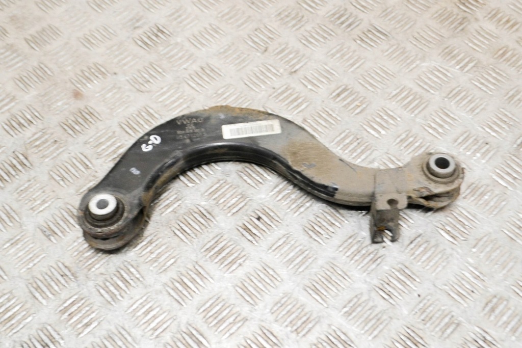 фото №5, Audi q3 8u задний правый рычаг 5q0505323c 5q0505351b 2.0 дизель 130kw 2013