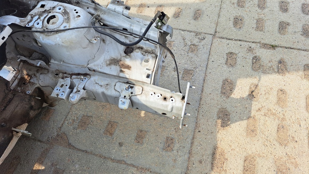 фото №4, Ford focus mk3 чверть ліва перед kombi 5b