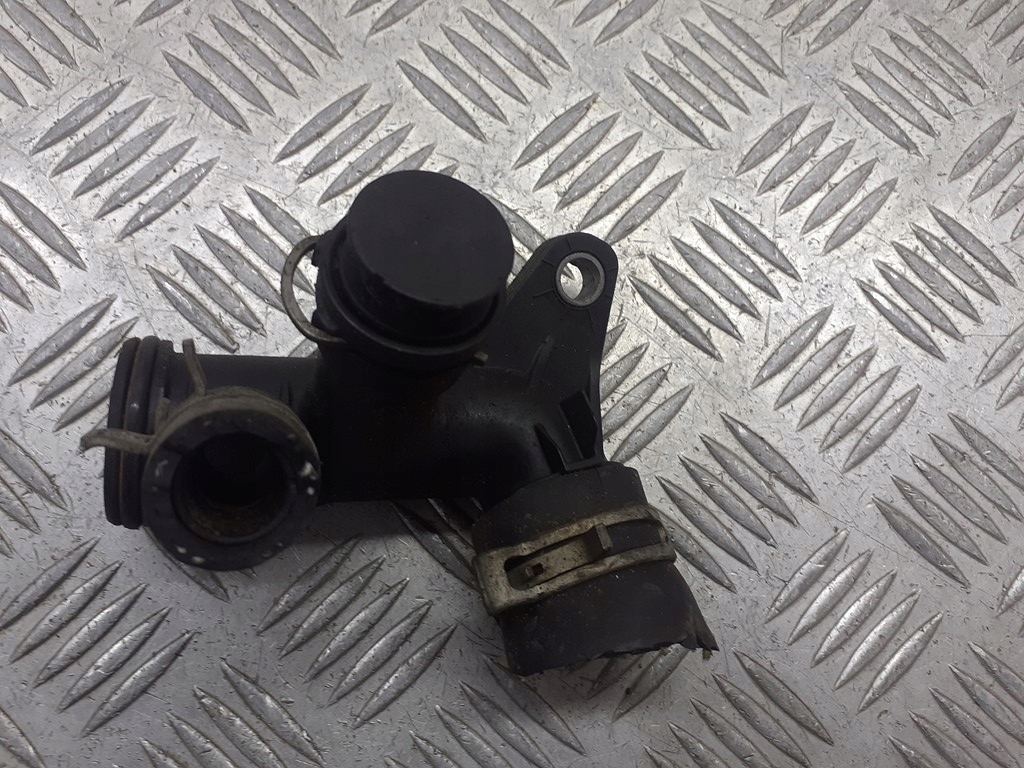 фото №1, Патрубок wody peugeot 308 ii 1.6 ehdi 1122501