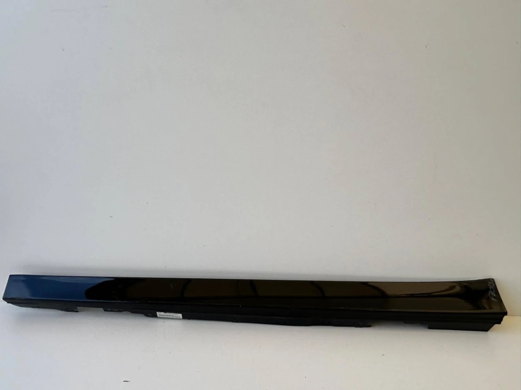 фото №1, Bmw 3 f30 f31 молдинг порог левая 7256911 оригинал