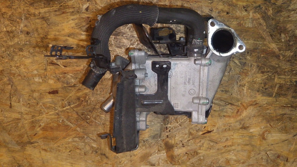 фото №3, Range rover evoque 2.0d радиатор выхлопных газов egr