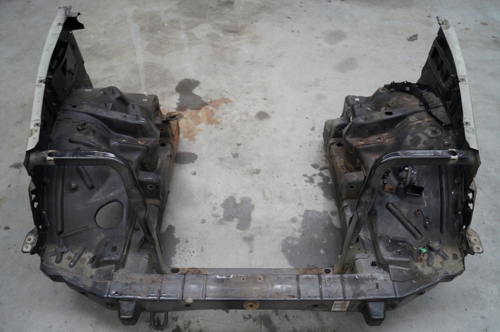 фото №1, Liberty cherokee 2005 чверть ліва права балка