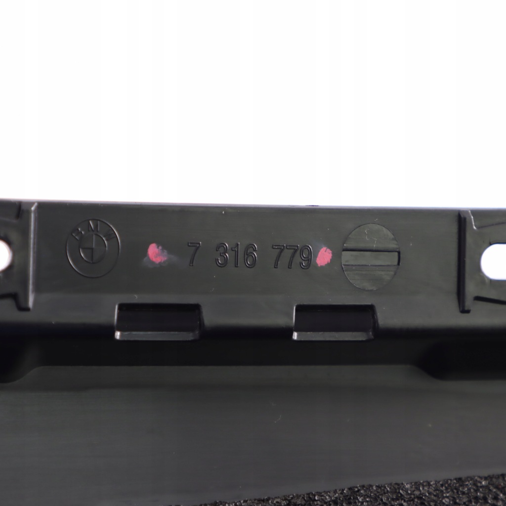 Bmw f46 захист колонки стійка b двері лівий задня 7316779 Оригінал