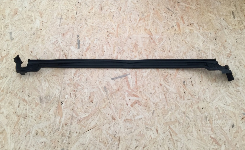 фото №1, Jeep gladiator 18 19 прокладка скло рами дах