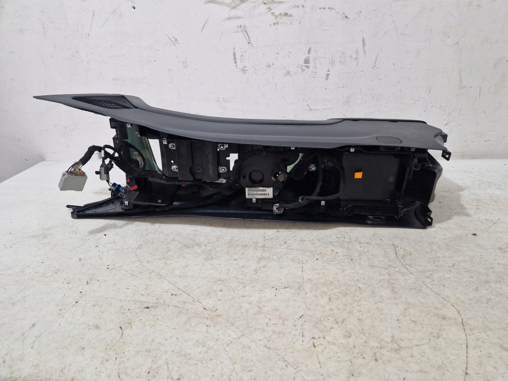 Dodge challenger 2019- туннель средний подлокотник кожа Киев