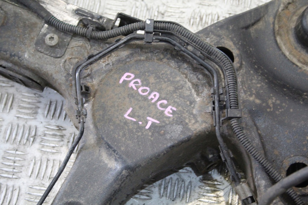 фото №3, Поворотний кулак важіль лівий задня toyota proace verso ii 2