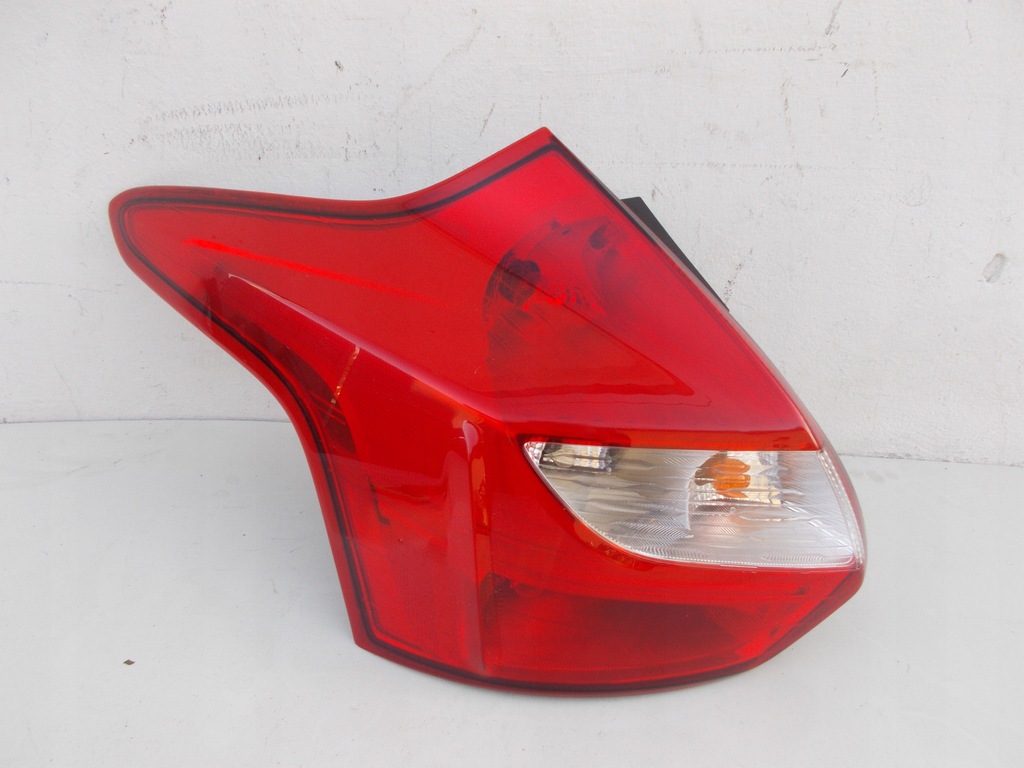 фото №1, Лампа задняя задняя ford focus iii 3 mk3 hb левая europa