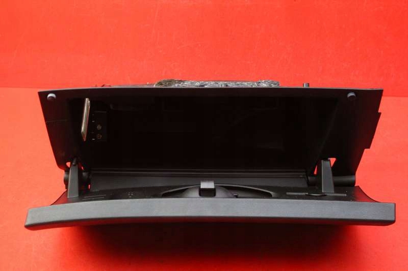 фото №7, Бардачок пассажира peugeot 308 1 i 08r