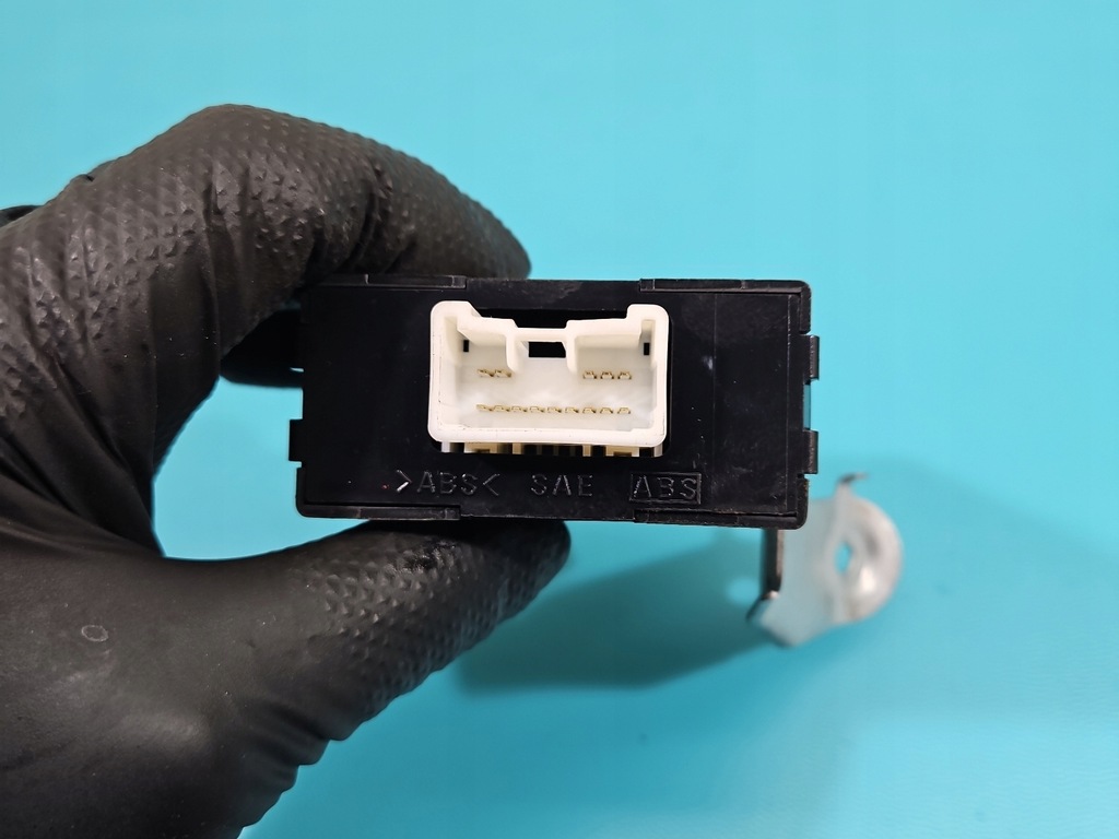 фото №11, Бортовой компьютер блок управления двигателя набор toyota corolla verso i 2.0 d4d