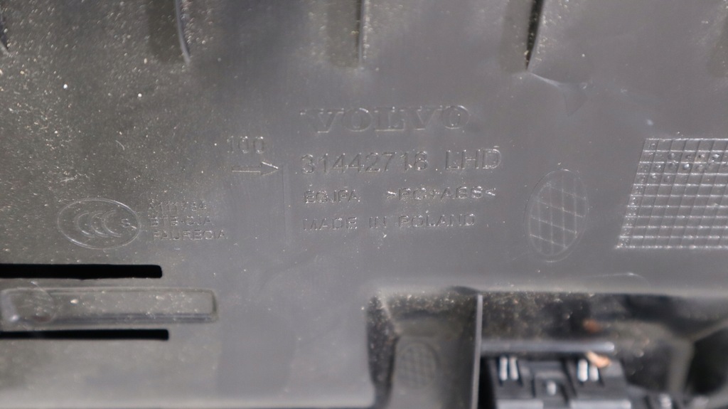 фото №12, Volvo xc40 бардачок 31477549, 31442718