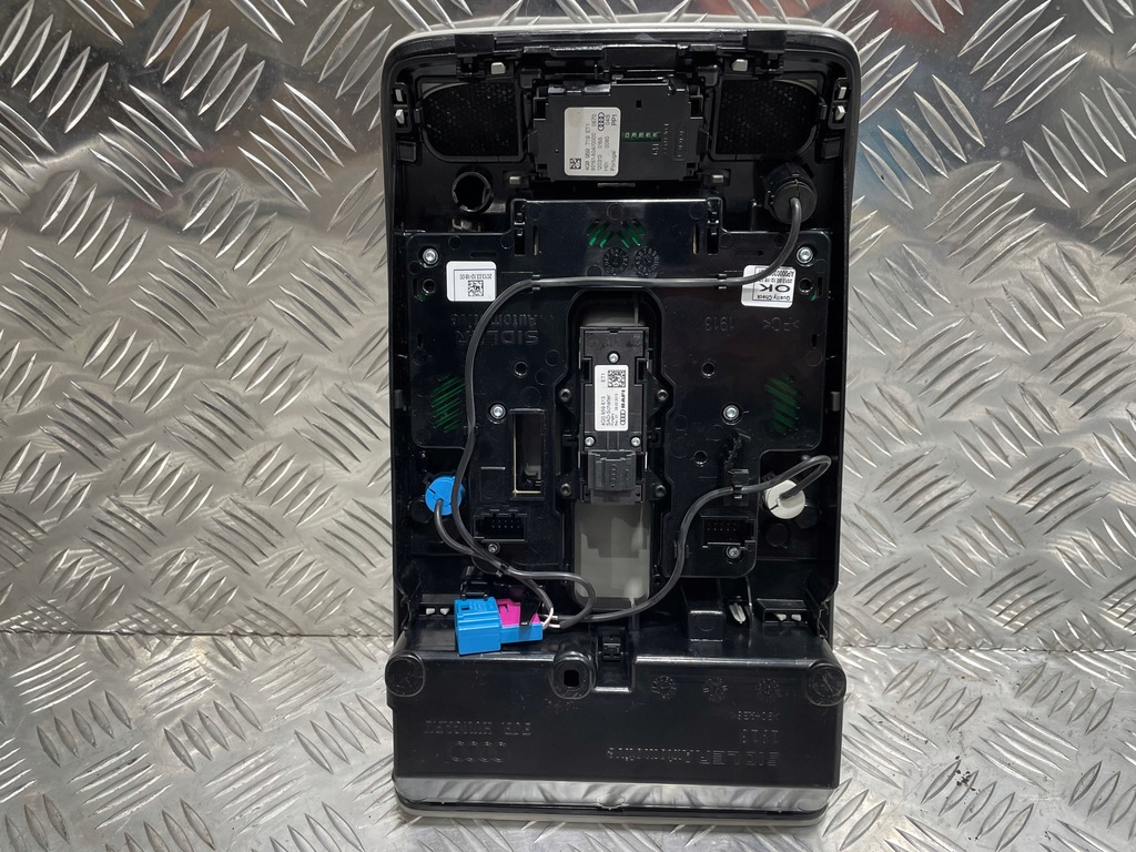 фото №7, Лампа освітлення стельовий audi a6 c7 люк 4g0947135g