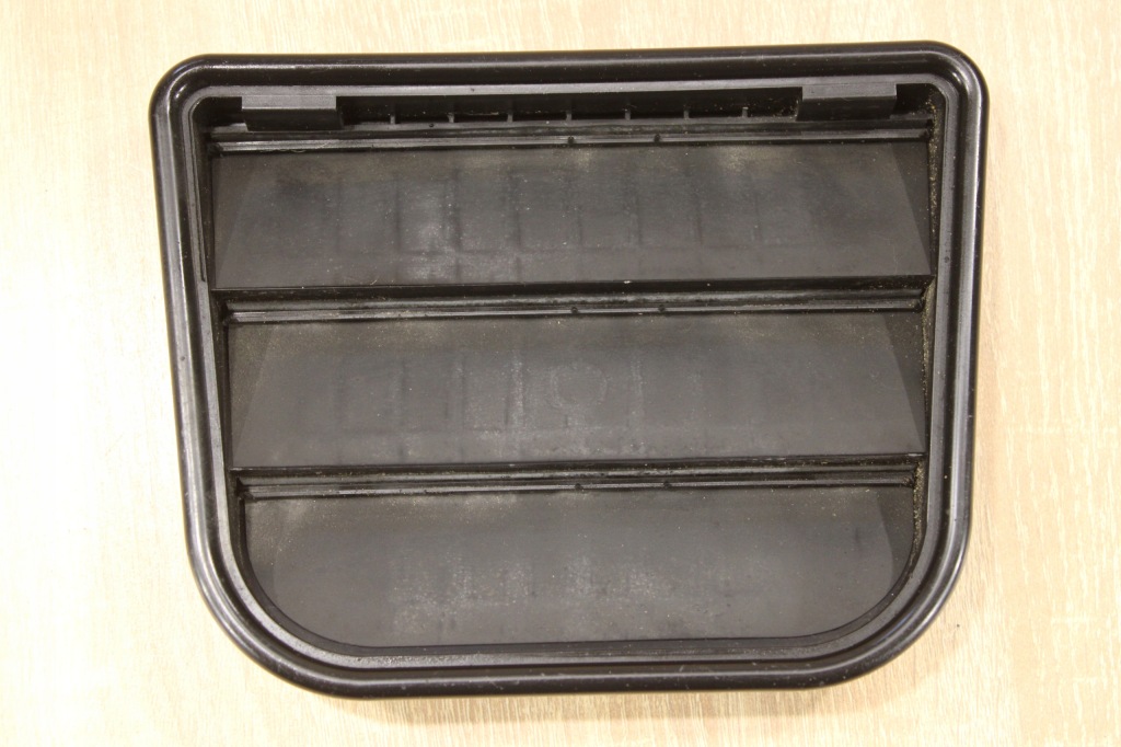 фото №1, Решётка вентиляционная jaguar xf x250