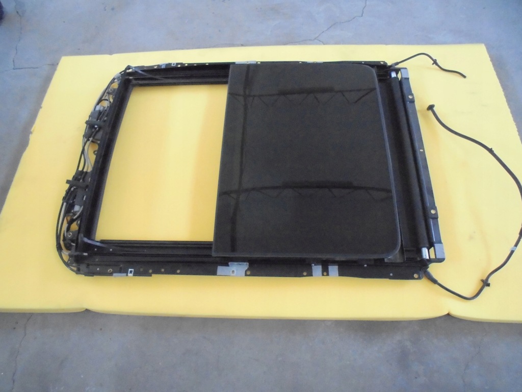 фото №1, Jeep grand cherokee wk2 люк панорама