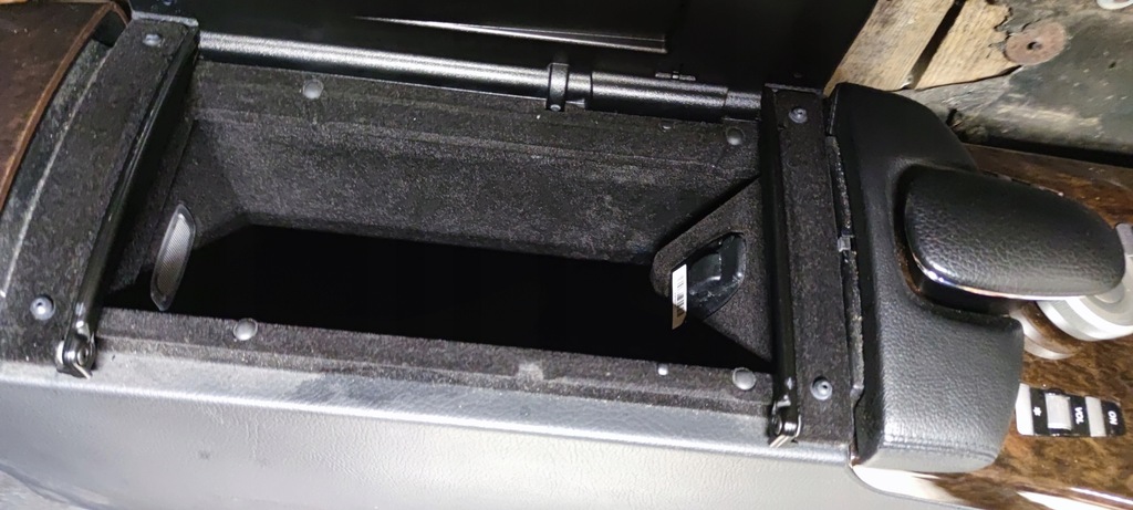 фото №8, Mercedes w221 підлокітник передній чорний