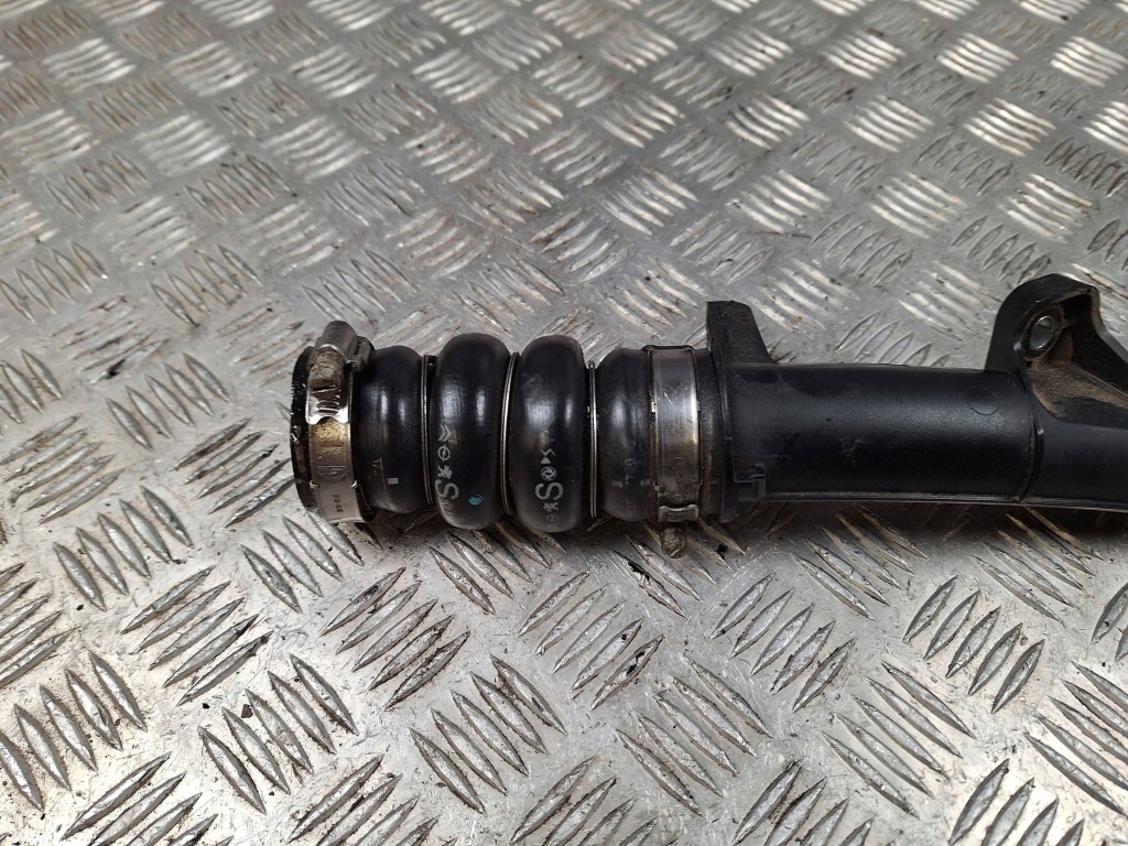 Патрубок інтеркулер ds automobiles 3 crossback 9831710780 Зі Шроту